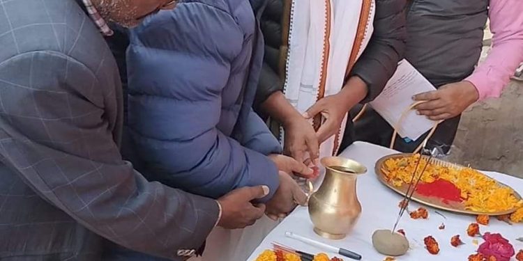 मिती २०८० माघ २४ गते कल्याणपुर नपा १२स्थित वेल्हा वासी स्व. रामनरायण महतो ज्यूको तेरहौं पुण्य तिथीमा भएको श्रद्धाञ्जली कार्यक्र